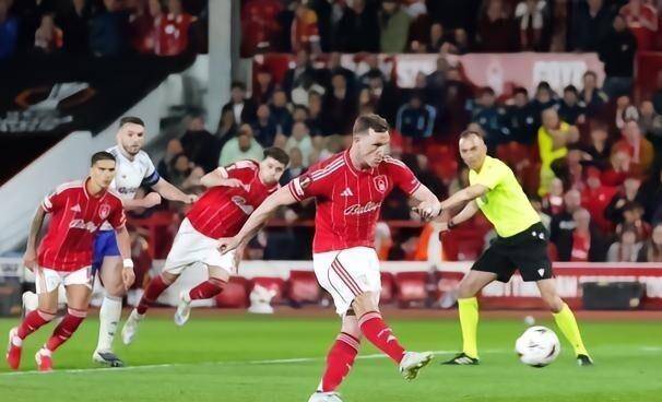 3-1!1-0!足坛疯狂一夜!英超狂欢,德甲绝境,西甲利好,欧冠名额之争一夜变天